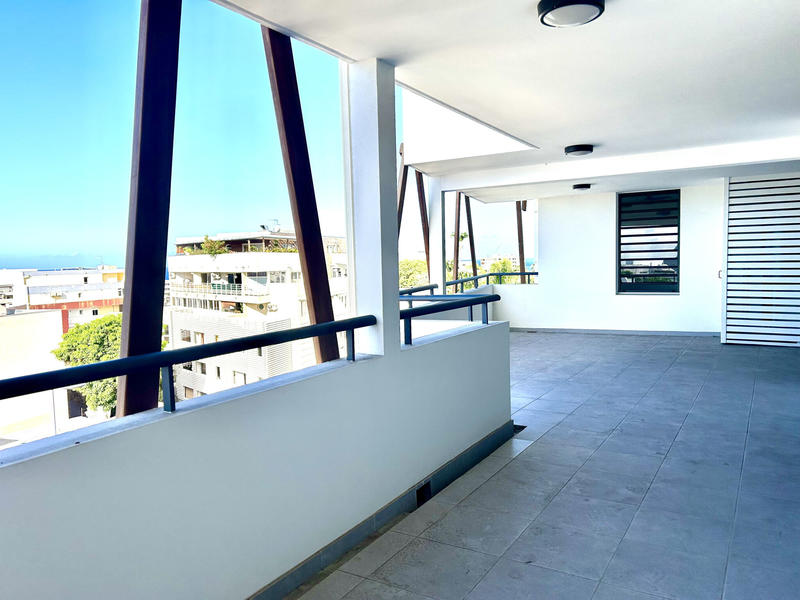 Appartement - 97 m² - 4 pièces