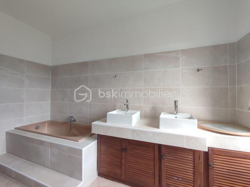 Maison de maîtres - 410 m² - 17 pièces