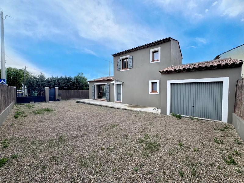 Maison - 90 m² - 4 pièces