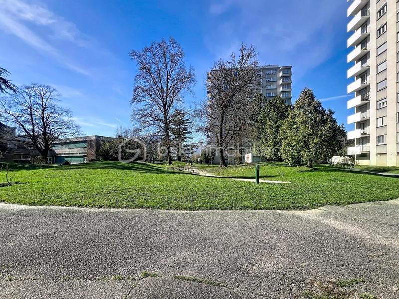 Appartement - 79 m² - 4 pièces