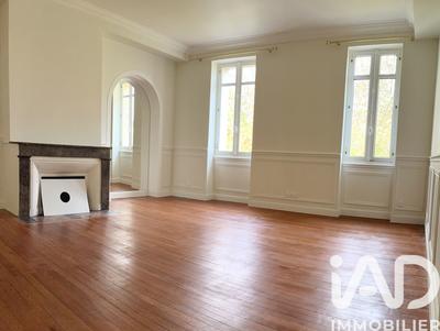 Appartement - 82 m² - 4 pièces