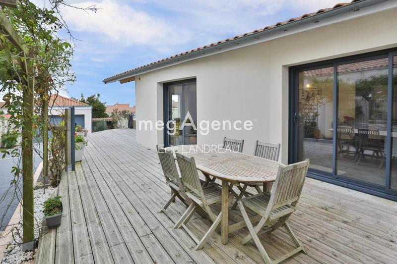 Maison - 190 m² - 6 pièces