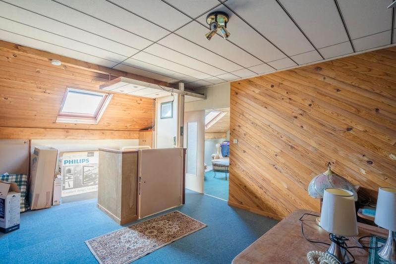 Maison - 137 m² - 6 pièces