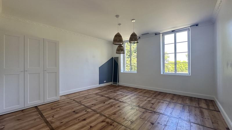 Maison bourgeoise - 350 m² - 8 pièces