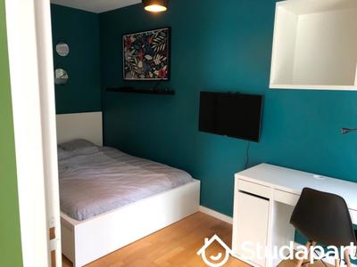 Chambre - 11 m² - 1 pièce
