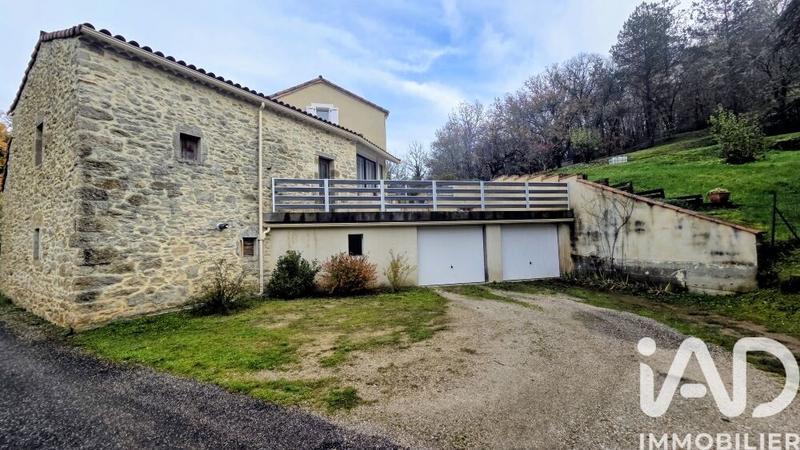 Maison - 132 m² - 3 pièces