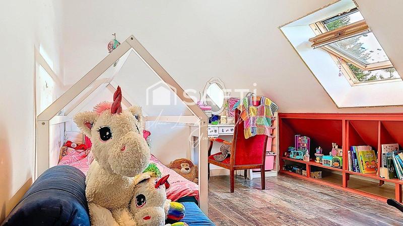 Maison - 135 m² - 6 pièces