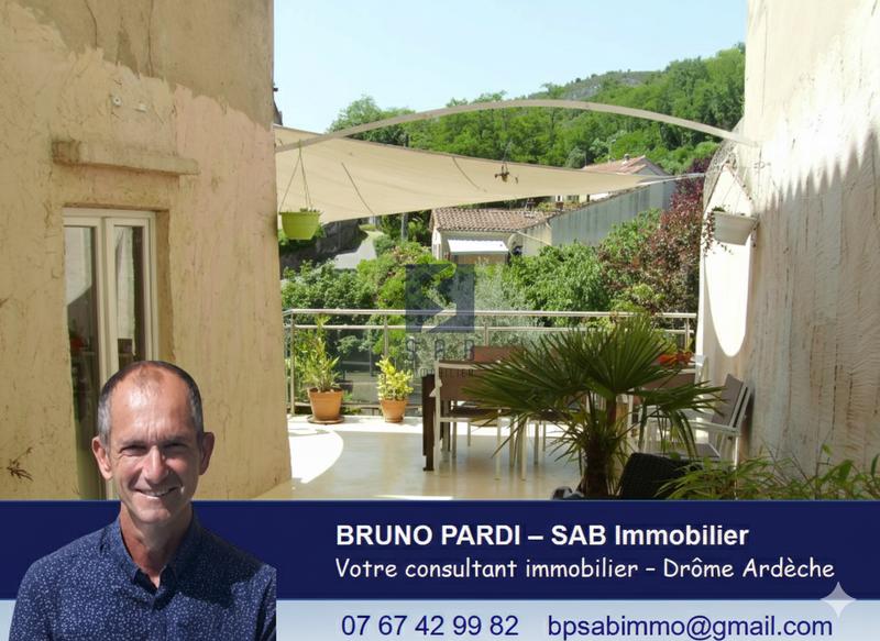 Maison de village - 150 m² - 7 pièces