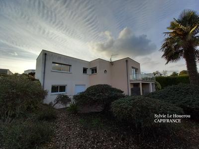 Maison - 150 m² - 6 pièces