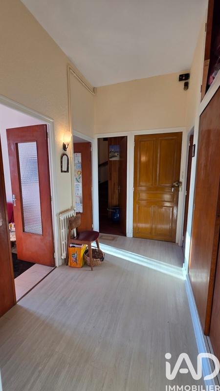 Maison de ville - 200 m² - 11 pièces