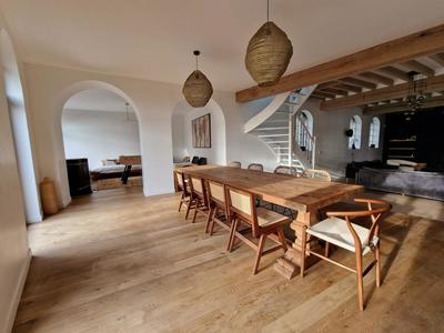 Maison ancienne - 260 m² - 7 pièces