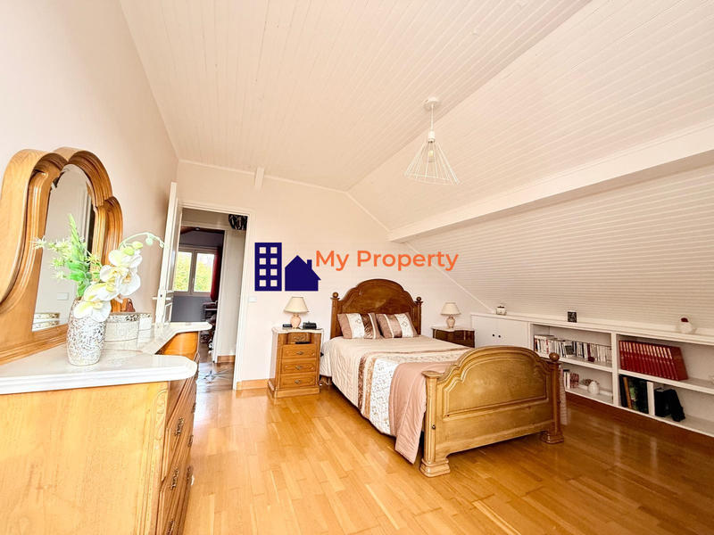 Maison ancienne - 110 m² - 5 pièces