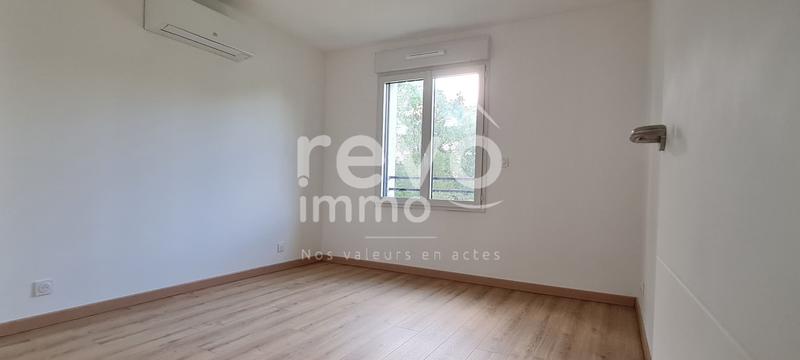 Maison - 98 m² - 5 pièces