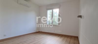 Maison - 98 m² - 5 pièces