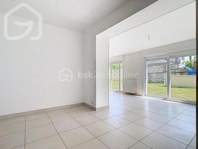 Maison de ville - 130 m² - 6 pièces