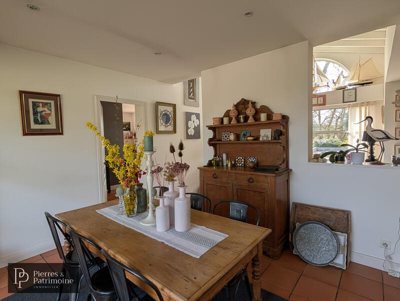 Maison - 142 m² - 6 pièces