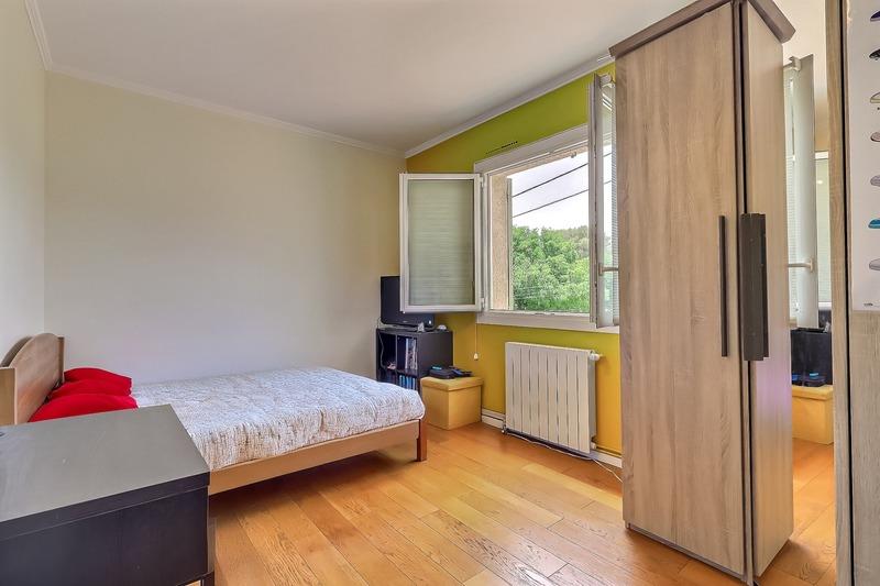 Maison - 143 m² - 6 pièces