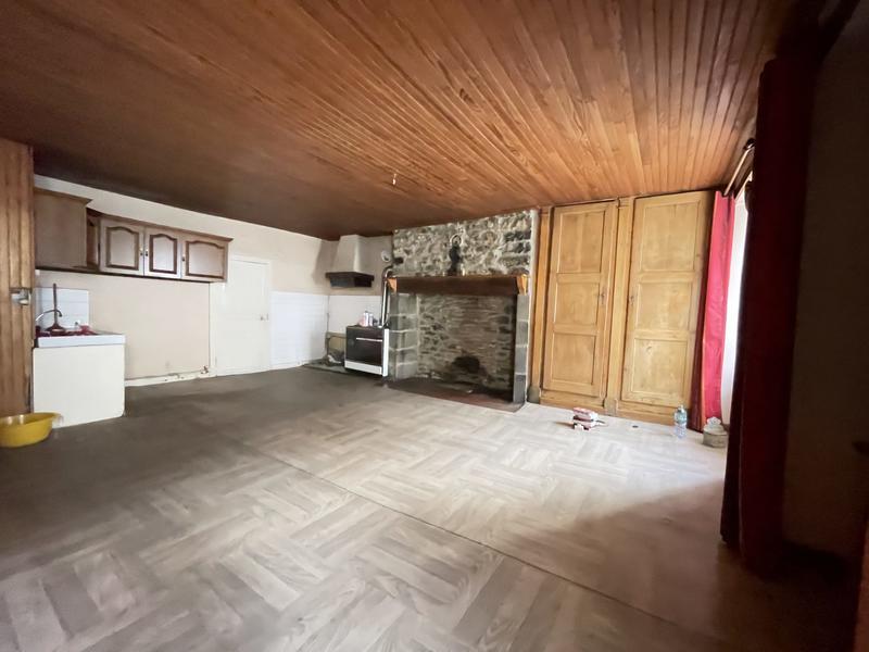 Maison - 114 m² - 8 pièces