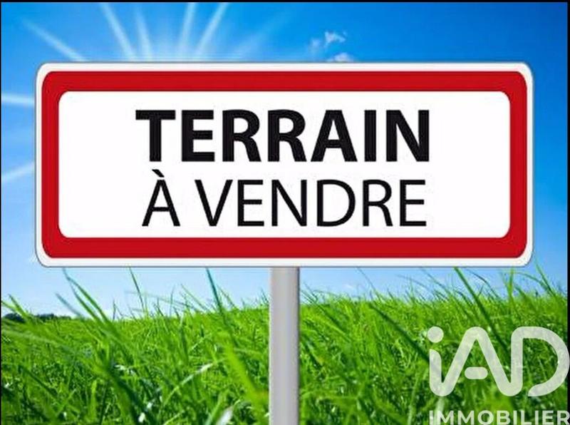 Terrain - 704 m²