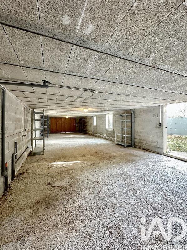 Maison - 186 m² - 6 pièces