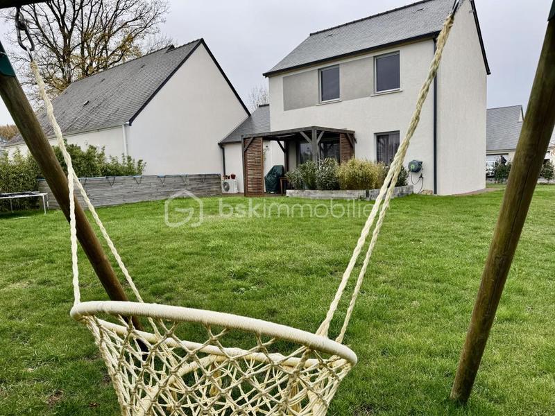 Maison - 90 m² - 4 pièces