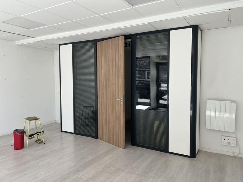 Local commercial - 56 m² - 3 pièces