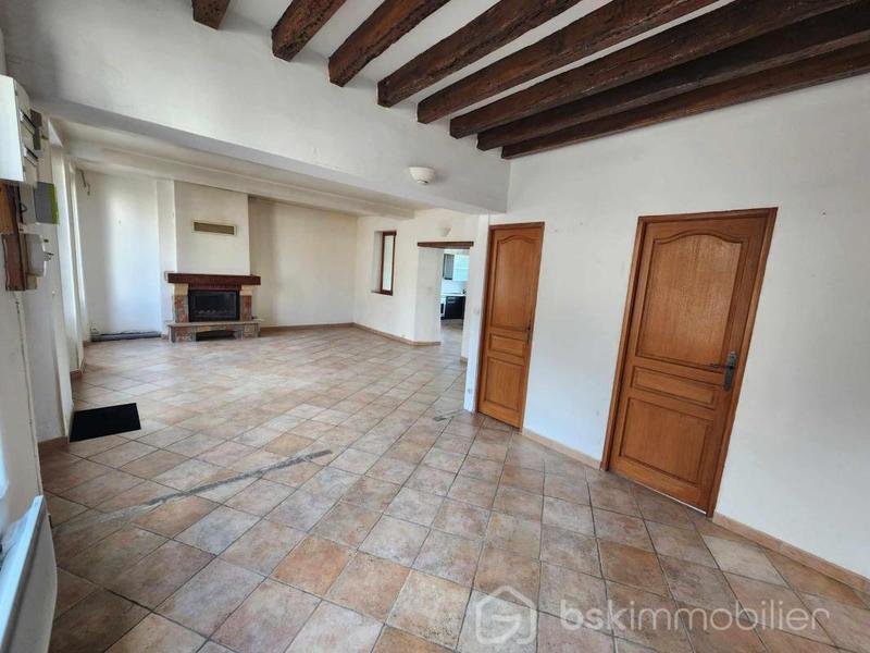 Maison traditionnelle - 150 m² - 6 pièces