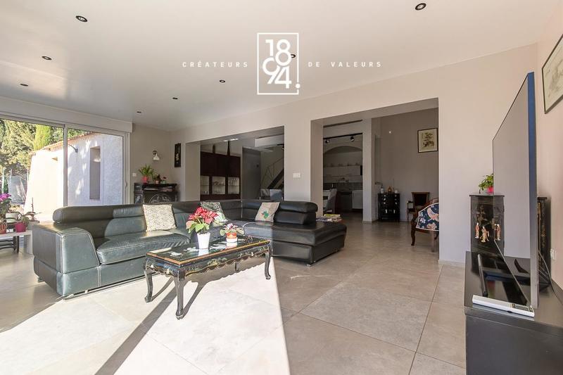 Maison - 149 m² - 5 pièces