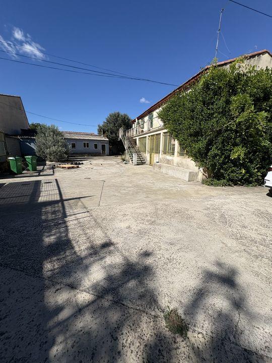 Maison - 500 m² - 10 pièces