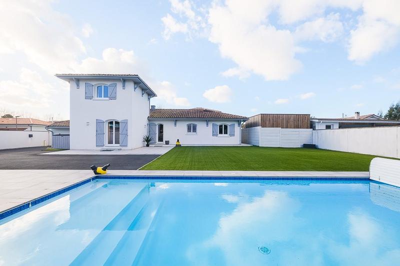 Maison contemporaine - 174 m² - 6 pièces