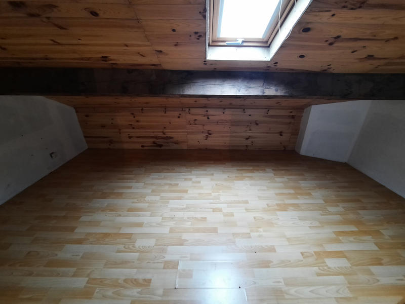 Maison - 210 m² - 8 pièces