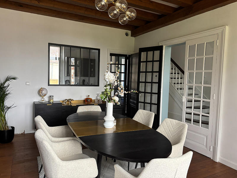 Maison - 185 m² - 6 pièces