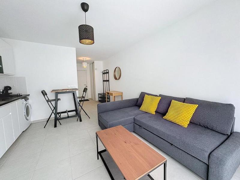 Studio - 30 m² - 1 pièce