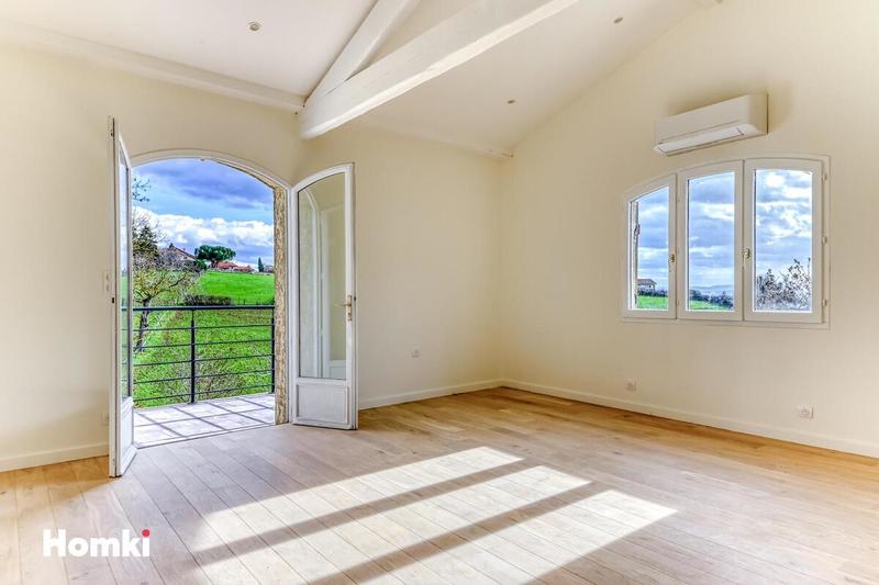 Maison - 165 m² - 6 pièces