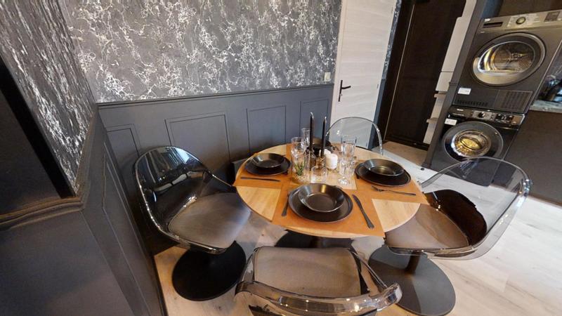 Appartement - 65 m² - 5 pièces