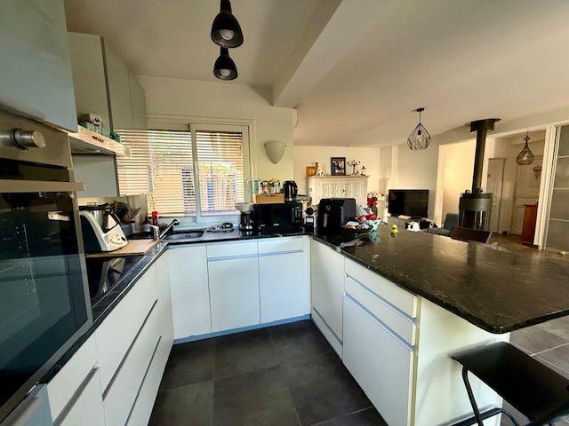 Villa - 155 m² - 8 pièces