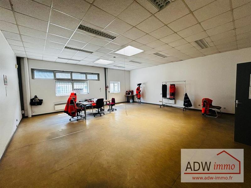 Local d'activités - 900 m²