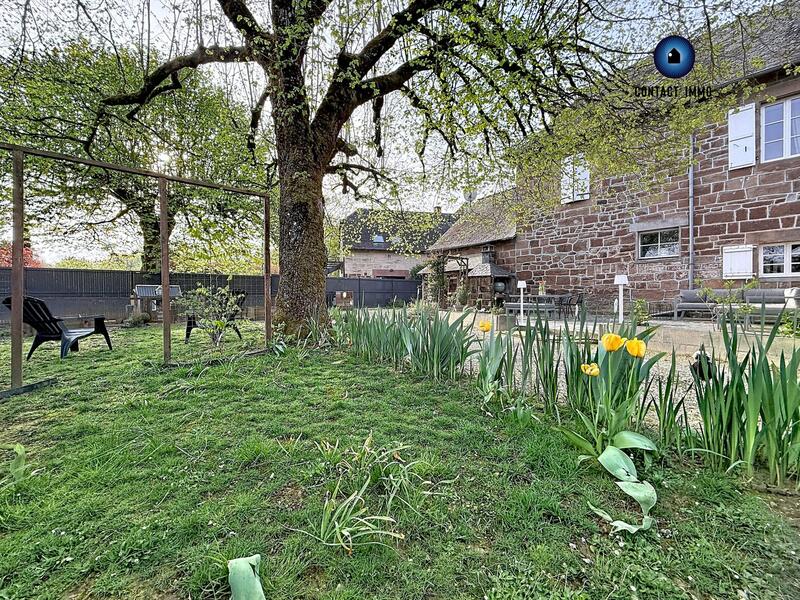 Maison ancienne - 138 m² - 8 pièces