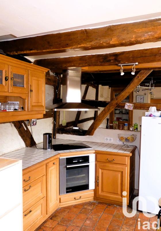 Maison - 330 m² - 13 pièces