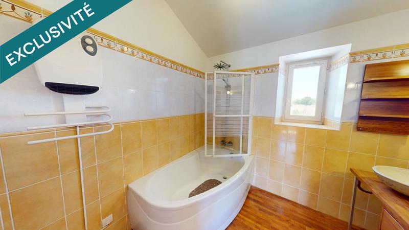 Maison - 200 m² - 7 pièces