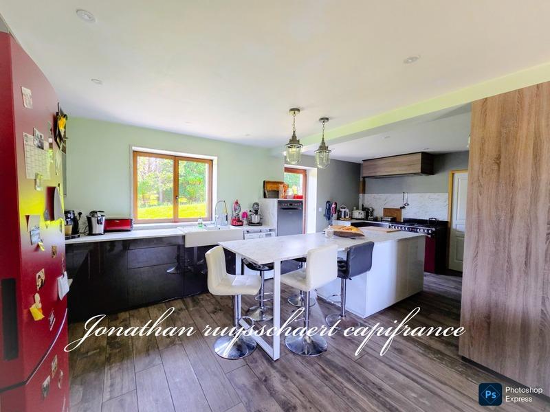 Maison de campagne - 250 m² - 10 pièces