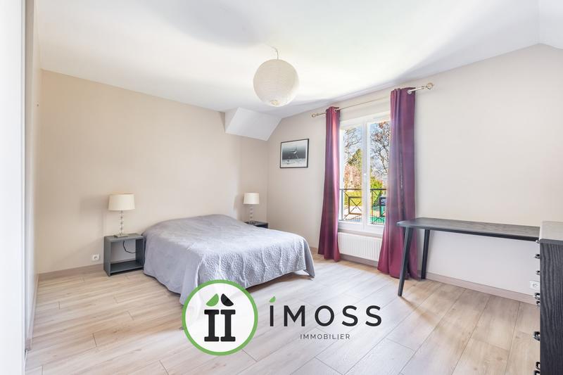 Maison contemporaine - 197 m² - 5 pièces