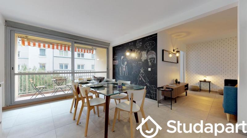 Chambre - 10 m² - 1 pièce