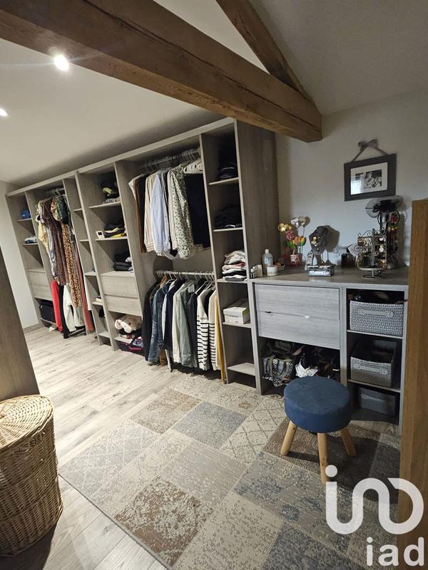 Maison - 287 m² - 8 pièces