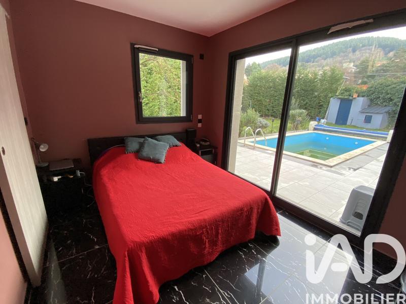 Maison - 160 m² - 7 pièces