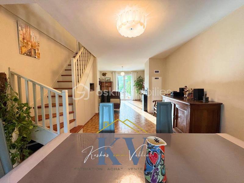 Maison - 160 m² - 6 pièces