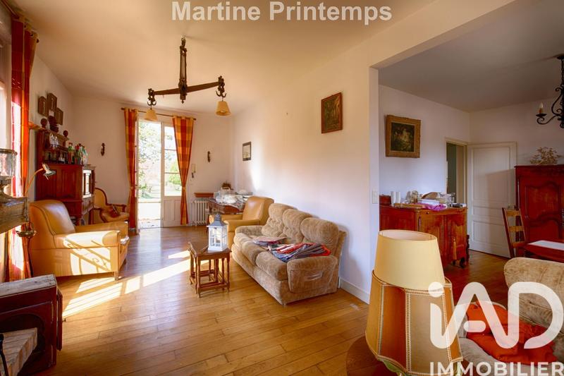 Maison - 198 m² - 7 pièces