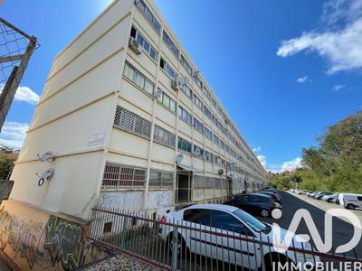 Appartement - 70 m² - 4 pièces