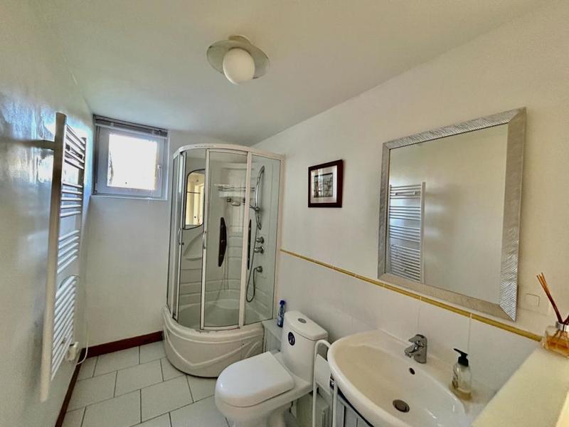 Propriété - 540 m² - 18 pièces