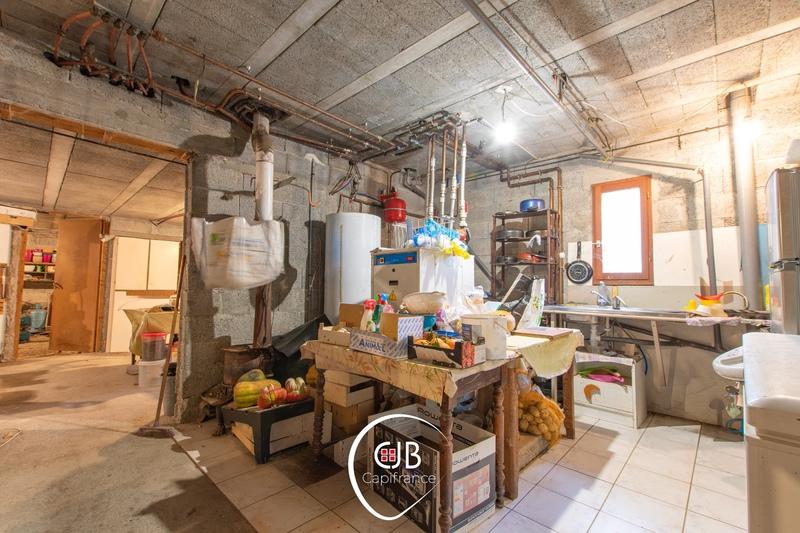 Maison - 191 m² - 6 pièces